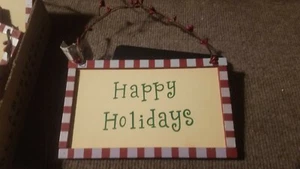 WOODEN HAPPY HOLIDAYS PLAQUE  - Picture 1 of 3