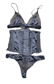 Maison Close Triangle Bra , Thong, Waist Belt Luxury Lingerie  NEW Set Lace M