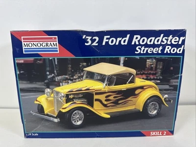 Monogram ‘32 FORD ROADSTER Street Rod 1/24 Model Kit 2718 - Open Box - Image 1 of 4