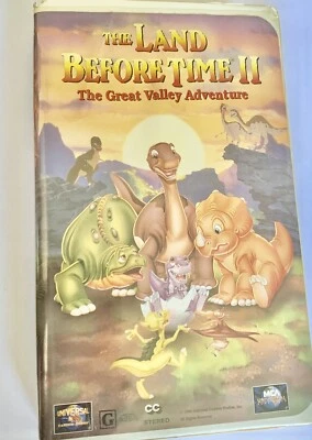 The Land Before Time II 2 The Great Valley Adventure (VHS 1994) Clamshell Movie - Image 1 of 2