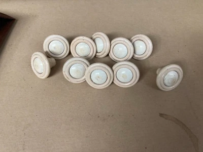 Vintage White & Cream Ceramic Cabinet Drawer Knobs Pulls x 10 - NO SCREWS - Image 1 of 2