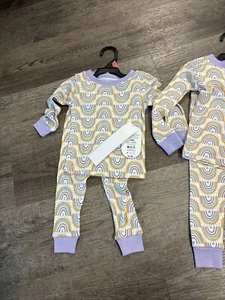 2 Paar Mädchen WONDER NATION weiches 2-teiliges Pyjama Set Regenbogen Größe 2T und 18 Monate - Bild 1 von 3