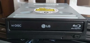 LG WH16NS60 Super Multi Blue Internal SATA 16x Blu-ray Disc Rewriter - Afbeelding 1 van 2