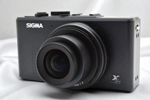 [N Mint] Sigma DP Series DP1 14.0MP Compact Digital Camera w/Battery Charger - Picture 1 of 8