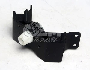 Toyota Tundra Sequoia Rear Engine Mount 12371-0C111 OEM Genuine 123710C111 NEW - Picture 1 of 2
