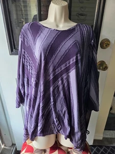 NWOT Simply Vera Wang 3/4 Sleeve Top, Handkerchief Hem, Soft Material Purple XXL - Picture 1 of 2