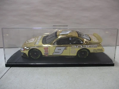 Dodge Action Bill Elliott 1999 24KT dorado 1/24 Foto 1 de 4