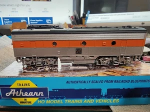 Athearn HO 3250 F7B Western Pacific Super Power, runs great. C7 - Picture 1 of 8