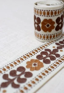 Borde trenza de tela de mod medio - tapicería geométrica retro floral de 5 cm de ancho - Imagen 1 de 4