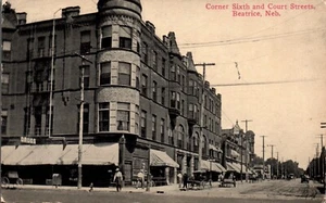 POSTCARD STREET SCENE CORNER SIXTH& NORTH STREET BEATRICE NEBRASKA - Picture 1 of 2