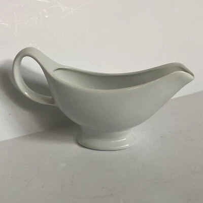 Gravy Boat Grande Blanco Cerámica Bistro Blanc Usado en Excelente Condición 8.75” Acción de Gracias Navidad Foto 1 de 4