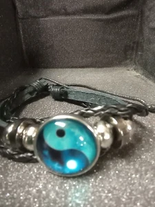 Ying Yang Black Bracelet - Picture 1 of 2