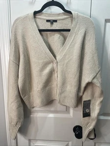 NWT Vans Beige Cropped V Neck Cardigan Size Medium - Picture 1 of 10