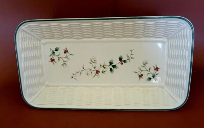 VTG Pfaltzgraff Winterberry Design Weave Bread Basket Tray 12"x6.5" &2" Deep - Image 1 of 3