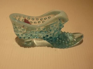 Vintage Fenton blau opalisierende Nagelschuh Figur, Original Papieretikett - Bild 1 von 5