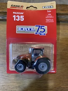 CUSTODIA ERTL IH Maxxum 135 75th Anniversary Special Edition! Scala 1/64 - Foto 1 di 3