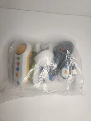 NUEVO XBOX 360: ¿Scene It? (4 mandos a distancia inalámbricos con almohadilla de botón grande + sensor IR) Foto 1 de 2