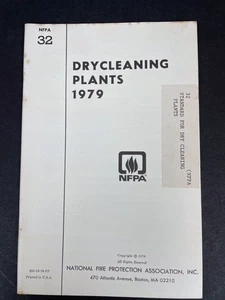 NFPA 32: Standard for Dry Cleaning Plants Manual 1979 Edition - Imagen 1 de 4