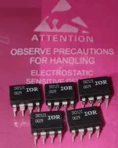 IR2121 International Rectifier 600V Low Side Driver DIP 8 5 Stück IR 2121 - Bild 1 von 1