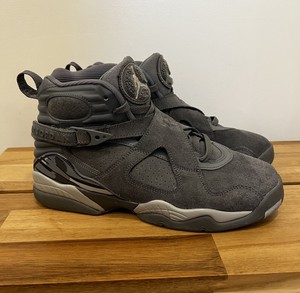 retro 8 grey