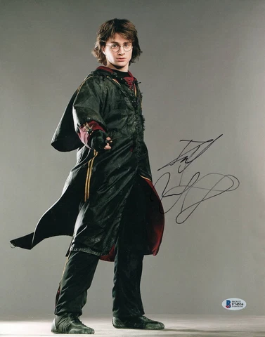 DANIEL RADCLIFFE SIGNED AUTOGRAPHED HARRY POTTER 11X14 PHOTO BECKETT BAS COA 20 Cover