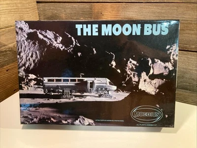 Kit em escala Moebius Models The Moon Bus edição 2010 (2001 A Space Odyssey) novo na caixa - Imagem 1 de 4