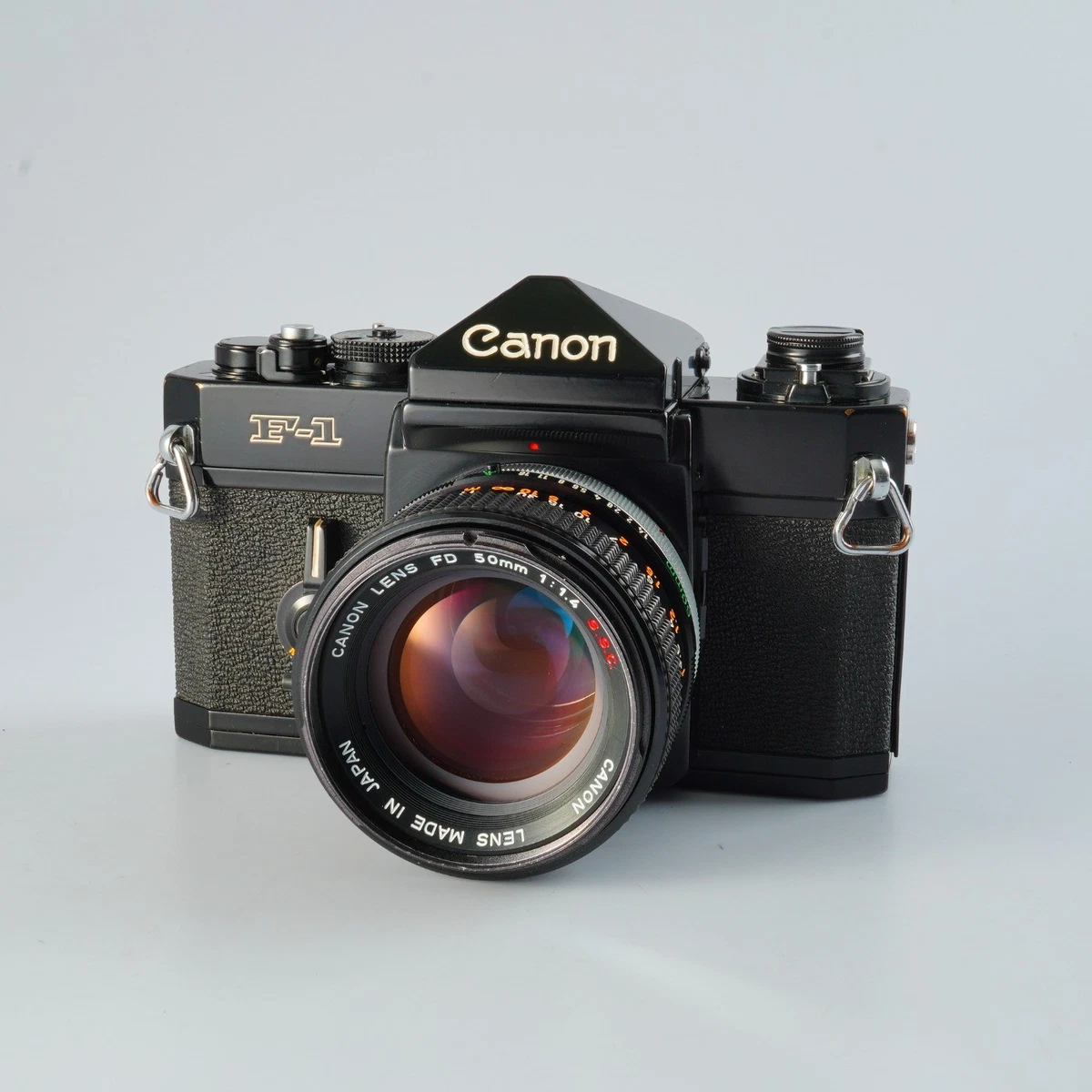 ★ジャンク品★ キャノン Canon F-1 ボディ #20369 ☆ジャンク品☆ キャノン Canon F-1 ボディ #20369 ☆ジャンク品