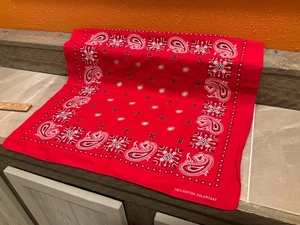 Vintage Red Paisley Bandana 100% Cotton Colorfast 21" Square Kerchief - Picture 1 of 9