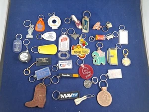 31 Vtg Huge Keychain Hangtag Keychains Lot Advertising Cowboy Auto Dealer++ *6-1 - Picture 1 of 9