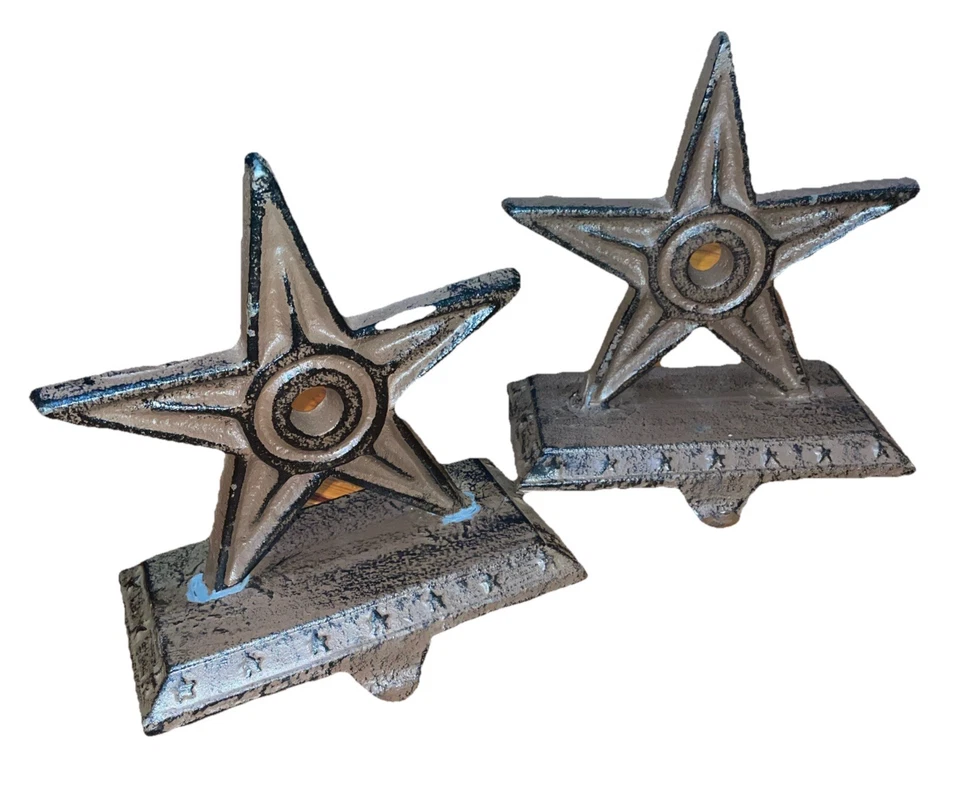 Juego de 2 perchas para medias de Navidad con estrellas de hierro fundido marrón  Foto 1 de 4