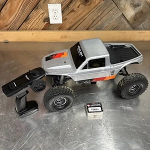 Vanquish Products VRD Stance RTR Portal Axle Comp Rock Crawler Silver VPS09009B - Picture 1 of 9