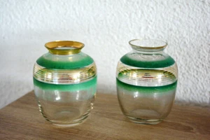 2 kleine Glasvasen - grün mit Goldrand DDR Blumenvasen - Bild 1 von 5