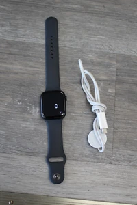 Apple Watch Series 9 45mm GPS + LTE Aluminum Case Sport Band Midnight, M/L - Picture 1 of 6
