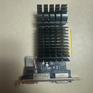 ASUS GT720-2GD3-CSM NVIDIA GEFORCE GT 720 2GB GDDR3 Graphics Card - Picture 1 of 2