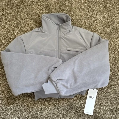 Chaqueta para mujer Alo polar polar recortada mezcla invernal niebla Xs nueva con etiquetas 188 Foto 1 de 3