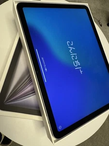Apple iPad Air 11-inch M2 (2024) Wi-Fi 128gb 100% battery IMMACULATE - Picture 1 of 5