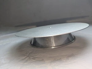 Spinning Cake Stand Rotating Metal Decorating Stand For Cakes And Pies - Picture 1 of 5
