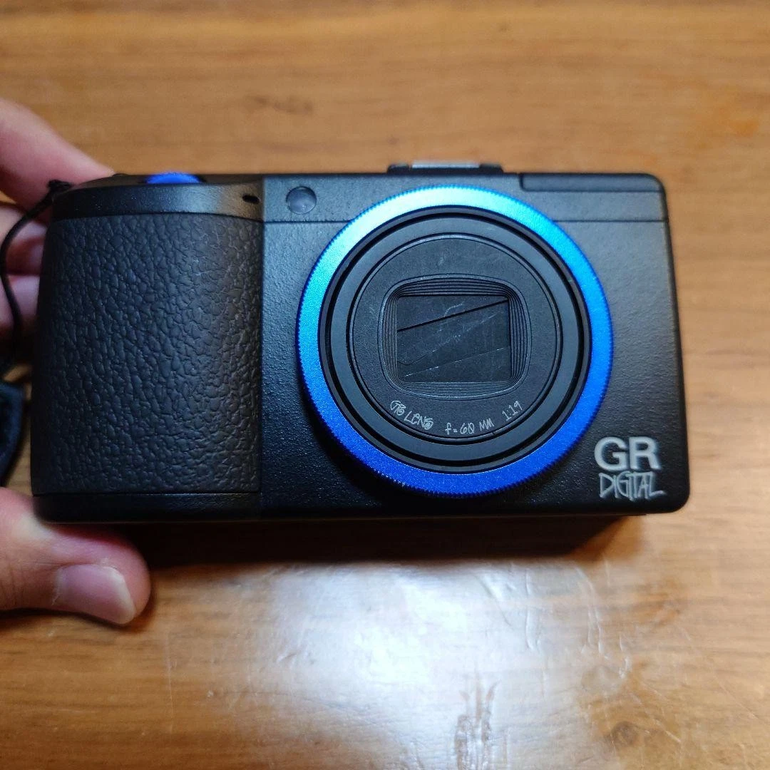 RICOH GR DIGITAL III × STUSSY Ricoh GR DIGITAL III STUSSY Limited Edition 10MP Compact Digital