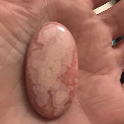 rhodochrosite Oval cabochon - Image 1 of 4