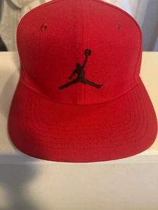 Jordan Hat Cap Snap Back Red Black Jumpman Basketball Athletic Boys Kids Youth - Picture 1 of 5