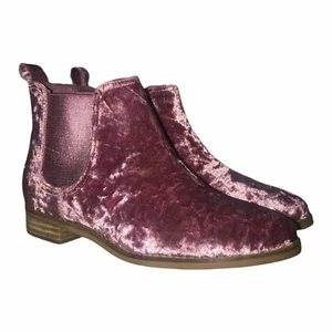NWT Toms Ella Faded Rose Velvet Ankle Booties 6 Narrow - Picture 1 of 9