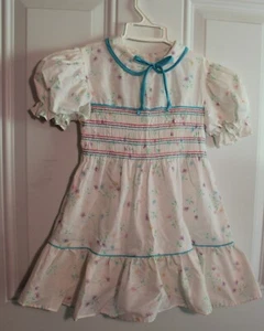 Vintage Roanna Size 5 Floral Print Girls Dress Smocked Bodice - Picture 1 of 5