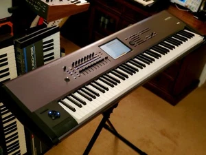 MUST SEE!!! KORG KRONOS X 88 FULLY SERVICED AND IN AMAZING CONDITION! - Picture 1 of 18