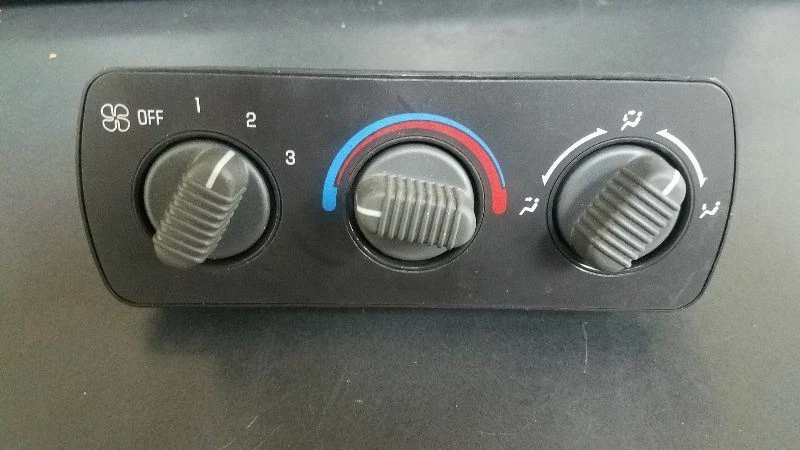 01 02 GMC YUKON CONTROL DE TEMPERATURA 2201 Foto 1 de 1