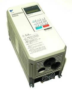 Yaskawa Wechselrichter CIMR-G5A22P2 *NUR REPARATURBEWERTUNG* [PZJ] - Bild 1 von 1