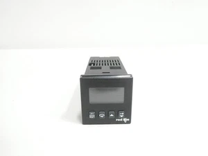Red Lion C48CD100 Digiital Panel Mount 85-250v-ac Counter - Picture 1 of 5