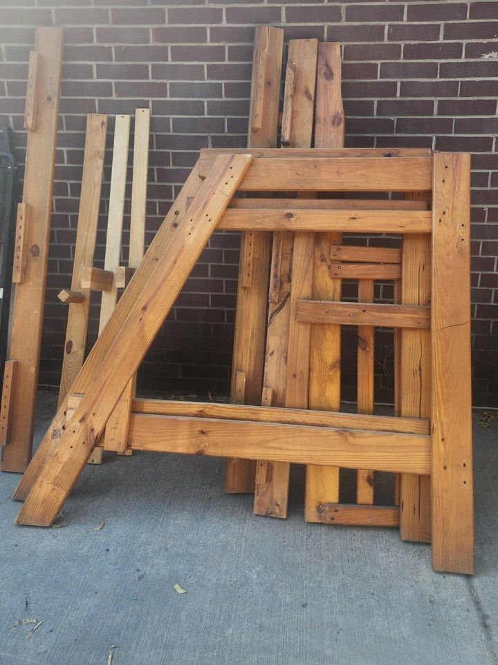 Litera completa en la parte inferior doble en la parte superior Foto 1 de 1