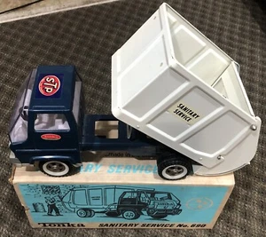 Tonka Sanitary Truck Series 690 with Box & Sticker - WATCH THE VIDEO - FREE SHIP - Picture 1 of 9