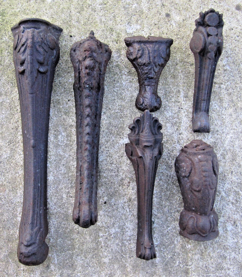 Pieds En Fonte poêle ancien - Photo 1/3