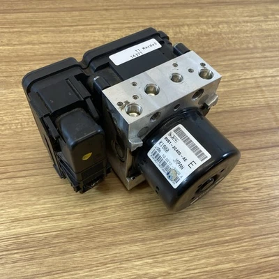 2010 2011 Mazda 3 ABS Pump Controller 8V61-2C405-AE - Image 1 of 4